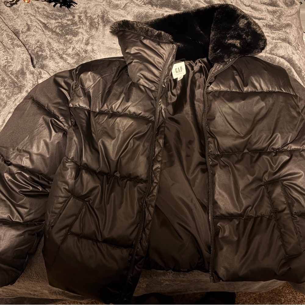 GAP Black Puffer Jacket